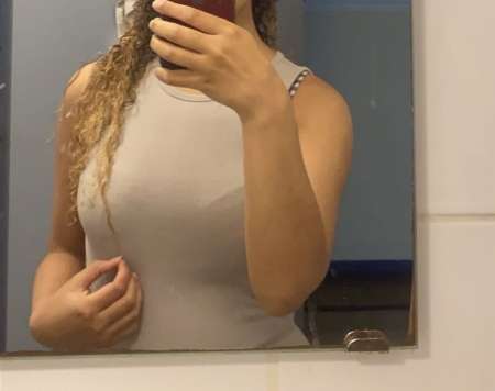  Lilia petite coquine sur Brest