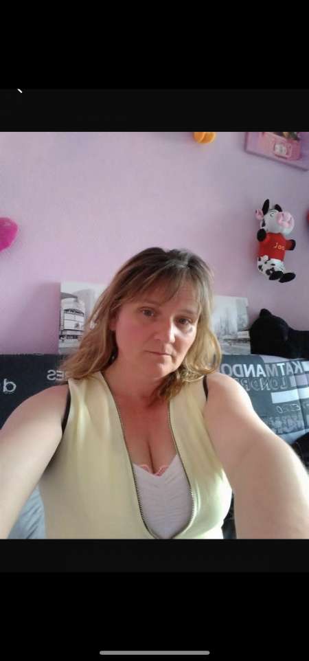 Femme propose nude très sexy