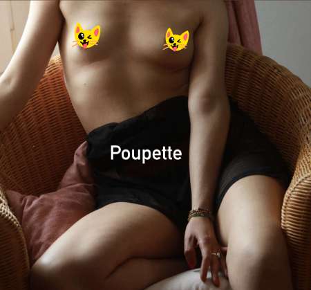  Poupette ta petite chienne soumise