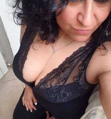 Plaisir sans attaches et découvertes sensuelles