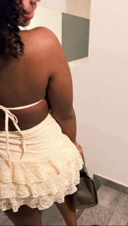 Je suis une vrai douceur a procurer du plaisirs