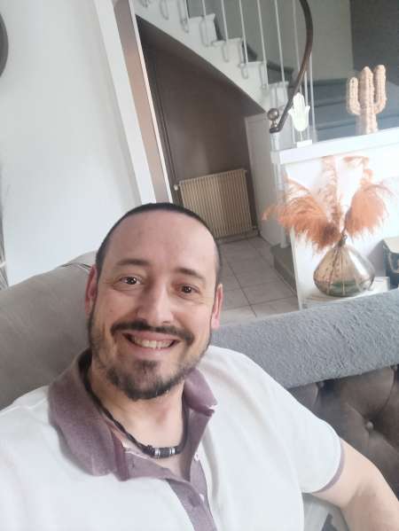 MESDAMES ENVIE D EVASION , DE SEX , CONTACTEZ MOI