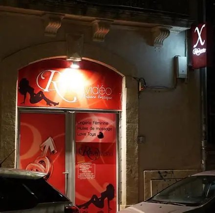 Sylvie travesti suceuse