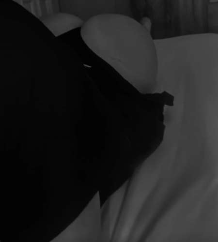 Jeune femme fontaine