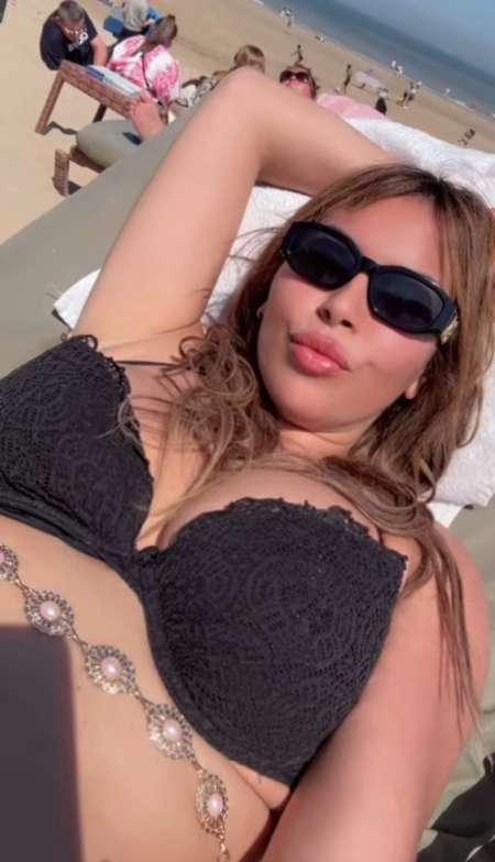 Karima masseuse Tantrique Naturiste Body body
