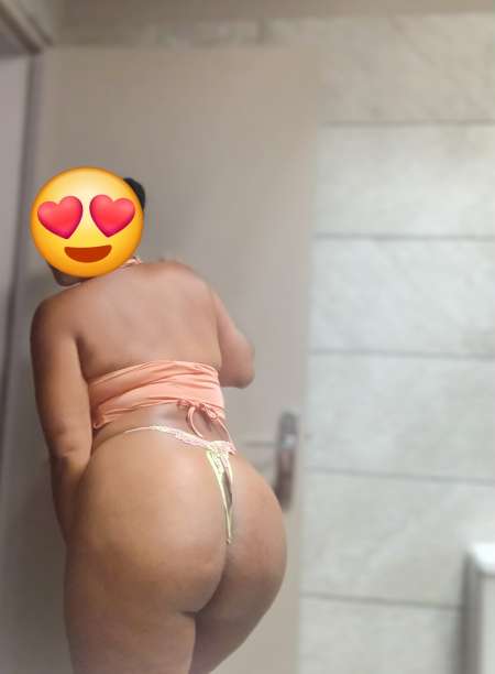 Ashley jolie femme enceinte