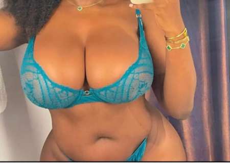 Massage naturiste body body