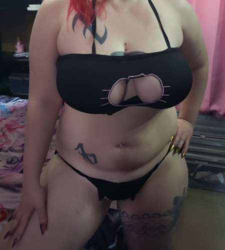 Tu veut jouir avec une belle femme ?