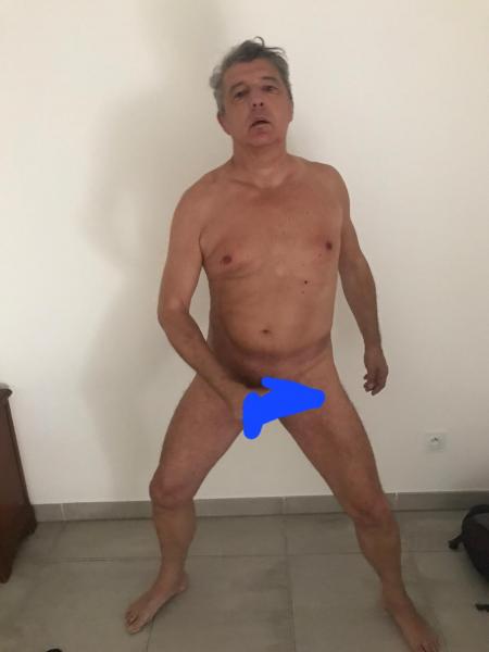 Maitre mets lope bisexuelle à dispo